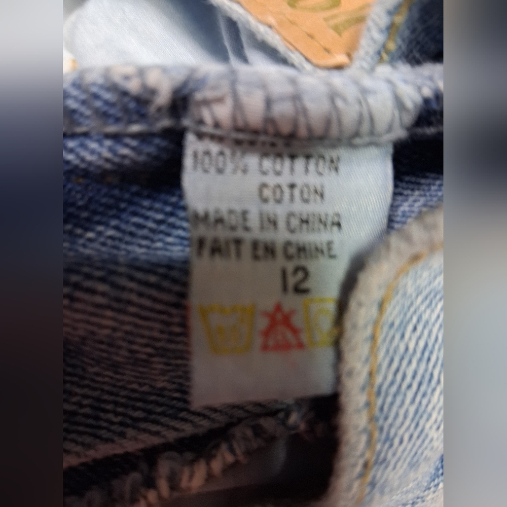 Jordache Relaxed Fit Blue Jeans - Picture 3 of 7